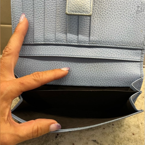 GUCCI GG Canvas Continental Wallet - Picture 8 of 14